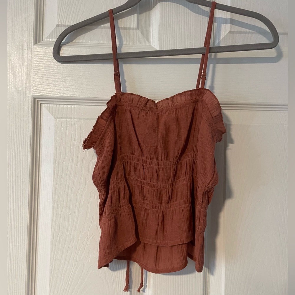 Tank - Picture 3 of 3